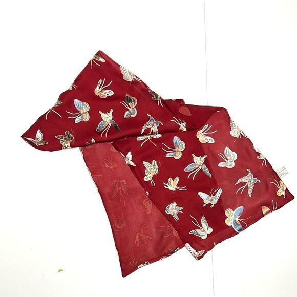 Metropolitan Museum of Art Silk Red Doubled Scarf Butterflies Print Italy - Picture 4 of 12